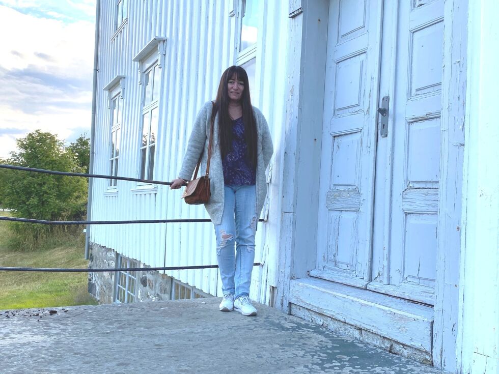 PÅ HJEMMEBANE. Trine Angelsen er opprinnelig fra Lofoten, og de fleste bokseriene hennes har handling derfra.
 Foto: Bjørnar Pedersen