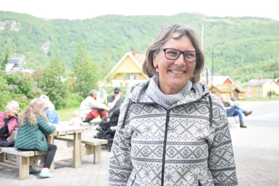 LEDER LAGET. Sølvi Estensen er leder i Skjerstad historielag som arrangerte torgdag i Misvær for første gang.
 Foto: Eva S. Winther