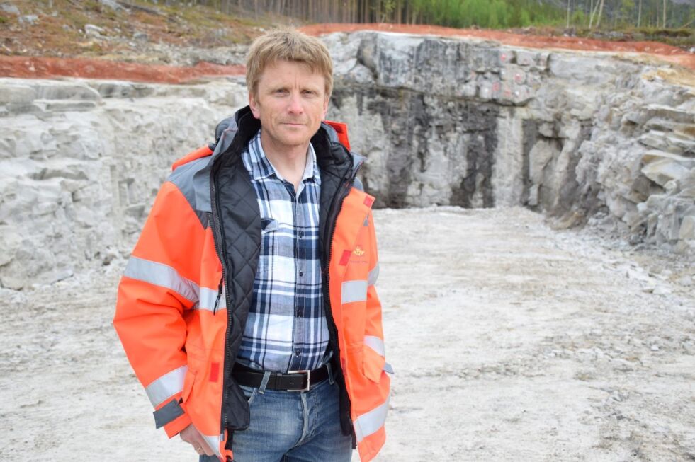 Prosjektleder Arild Hegreberg i Statens Vegvesen ved tunnelinnslaget i Tjernfjellet. Foto: Ina Sand Solli