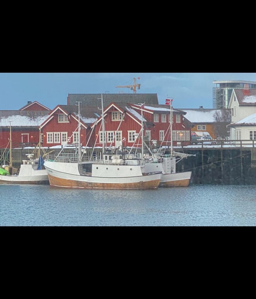 PÅ FISKE. Veteranbåtene ”Blomøy” og ”Solbris” var i Lofoten i mars, men måtte returnere til Sørfold etter at korona-situasjonen utviklet seg. De fikk bare hentet inn under en tredjedel av planlagt inntekt.
 Foto: Per Reffhaug