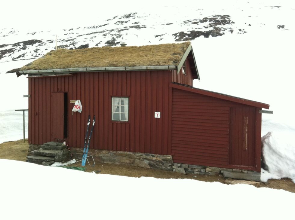 TELEGRAFHYTTE. Midtistua på Saltfjellet var en av telegrafhyttene som ligger langs en historisk vandrerute. Foto: Frank Øvrewall