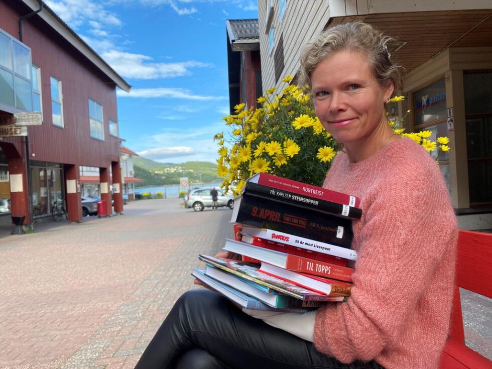 INVITERER. Biblioteksjef i Saltdal, Sylvia Bredal
 Foto: Helge Simonsen