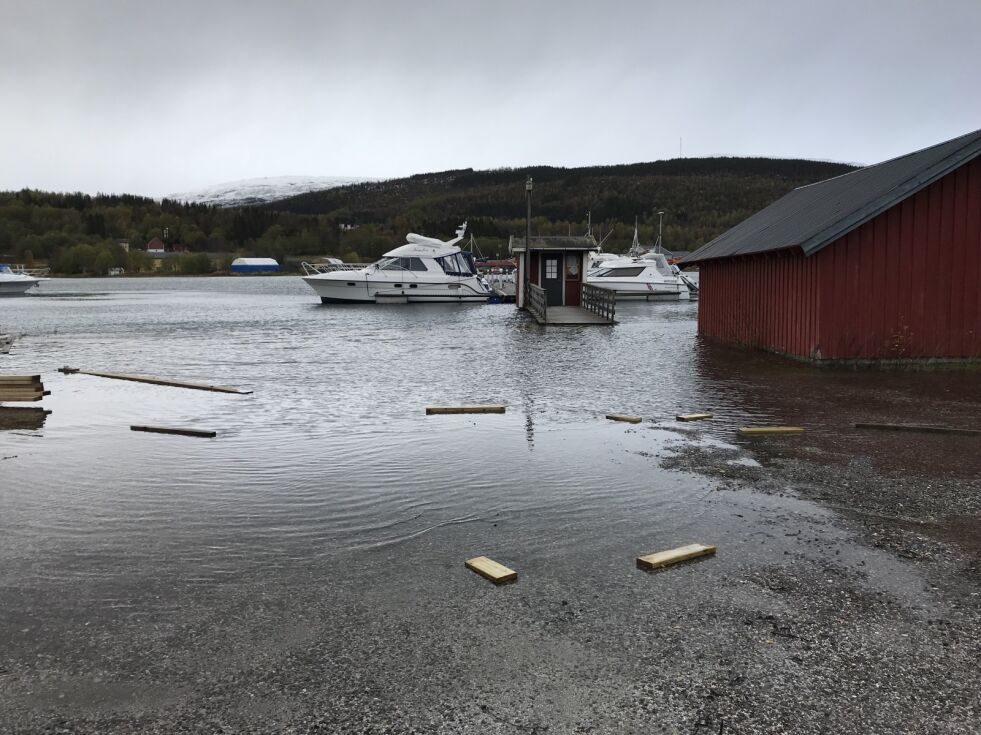 Mandag kan det bli høy vannstand blant annet i småbåthavna på Straumen, slik som på dette bildet fra høsten 2018.
 Foto: Arkivfoto
