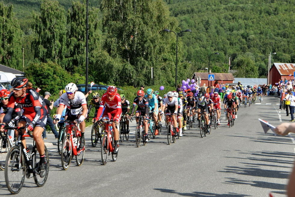 INGEN FARE. Politiet er med på planleggingen, og vil sørge for at all utrykning vil komme seg forbi stengte veier i forbindelse med Arctic Race of Norway.
 Foto: Lars Olav Handeland (arkivfoto)