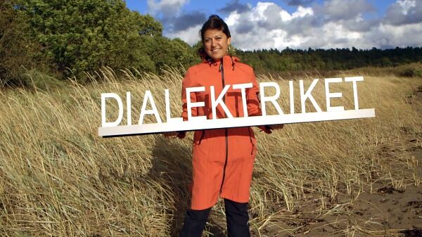 Yasmin Syed fikk føle språkengasjementet hos nordmenn. Men heldigvis var de negative reaksjonene i klart mindretall.
 Foto: NRK