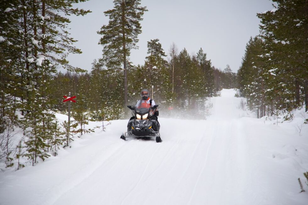 FOR LØYPER. Et flertall i en spørreundersøkelse vil ha rekreasjonsløyper for snøskuter i Norge.
 Foto: Morten Broks
