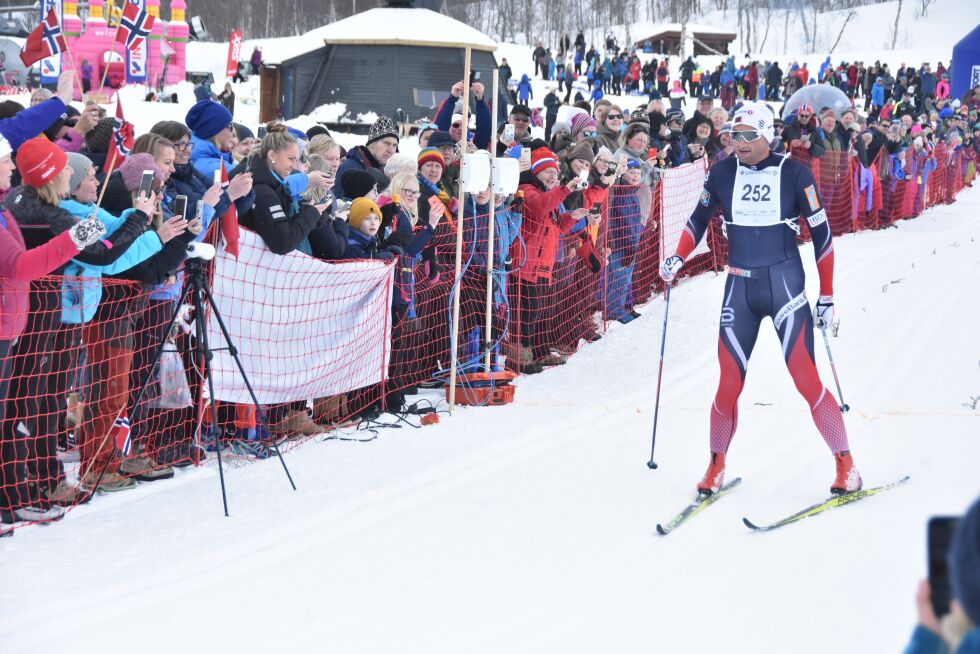 TREDJEPLASS. Petter Northug kom i mål som nummer tre. Det var såvidt han kom før Saltens beste skiløper.
 Foto: Victoria Finstad