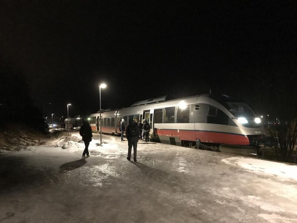 FORSINKELSER. Togtrafuikken mellom Fauske og Bodø ble forsinket mandag morgen.
 Foto: Frida Kalbakk
