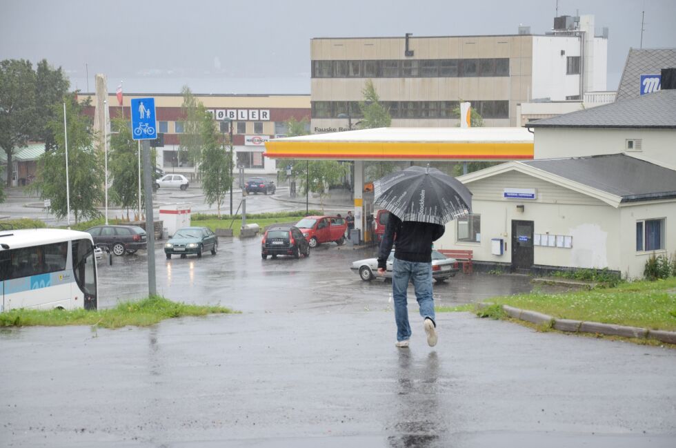 Det kommer til å regne godt i kveld og i natt ifølge Yr. Men ellers meldes det fortsatt fine temperaturer framover.
 Foto: Espen Johansen