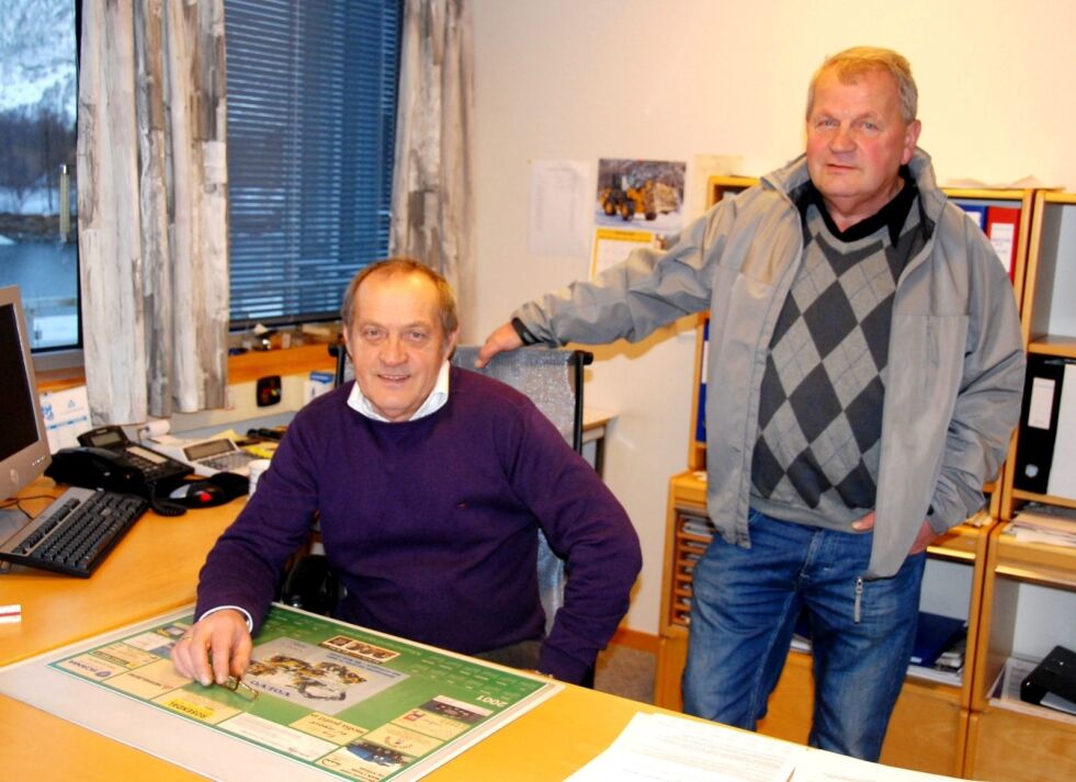 LIKER FORTSATT PENGER. Brødrene Arild og Snorre Rasmussen ønsket seg tid til andre ting da de trappet ned i 2008. Likevel troner pensjonistene inntektstoppen. Arkivfoto: Laila Gabrielsen.