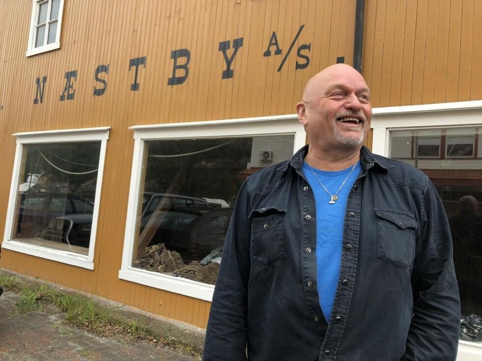 ÅPNER LØRDAG. Ulf Bakke åpner Næstby-brygga for sommeren kommende lørdag.
 Foto: Helge Simonsen