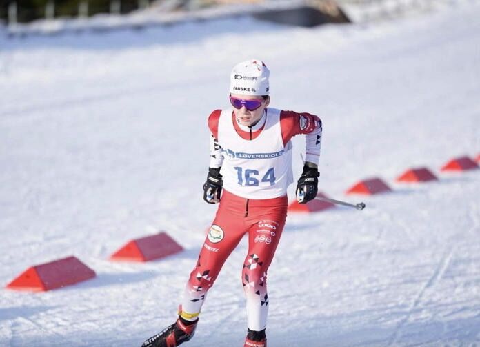 PALL-LØP. Elias Olai Bjørnstad fra Fauske IL leverte to sterke renn i Holmenkollen med tredje- og fjerdeplass.
 Foto: Robert S. Bentsen