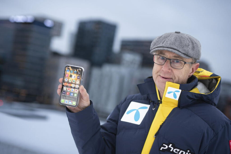 BYGGER UT. Dekningsdirektør Bjørn Amundsen i Telenor forteller om en 5G-utbygging i rekordtempo.

– Vi tar sikte på å ha 50 prosent befolkningsdekning på 5G sommeren 2022, og hele nettet vår skal være utstyrt med 5G i løpet av første halvår 2024.
 Foto: Martin Fjellanger Telenor